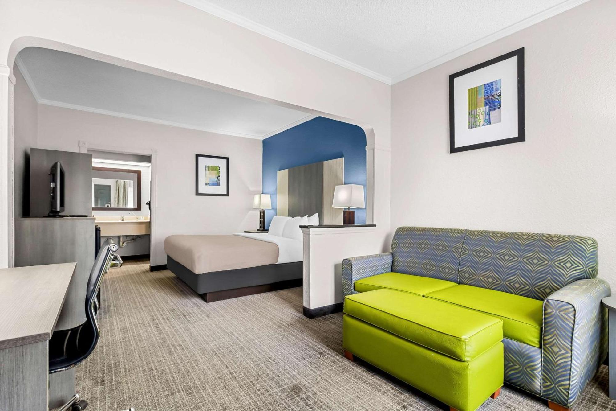 Quality Inn & Suites Florence Civic Center Экстерьер фото