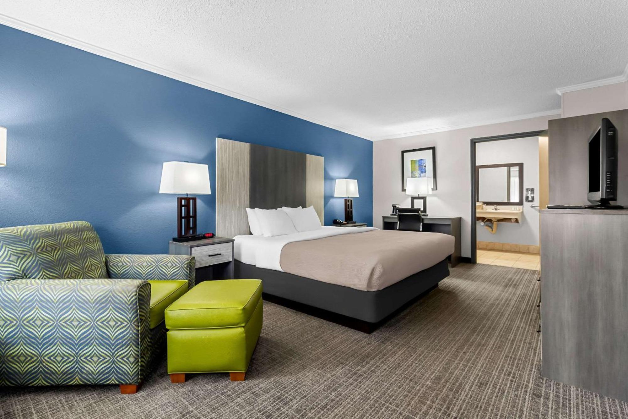 Quality Inn & Suites Florence Civic Center Экстерьер фото