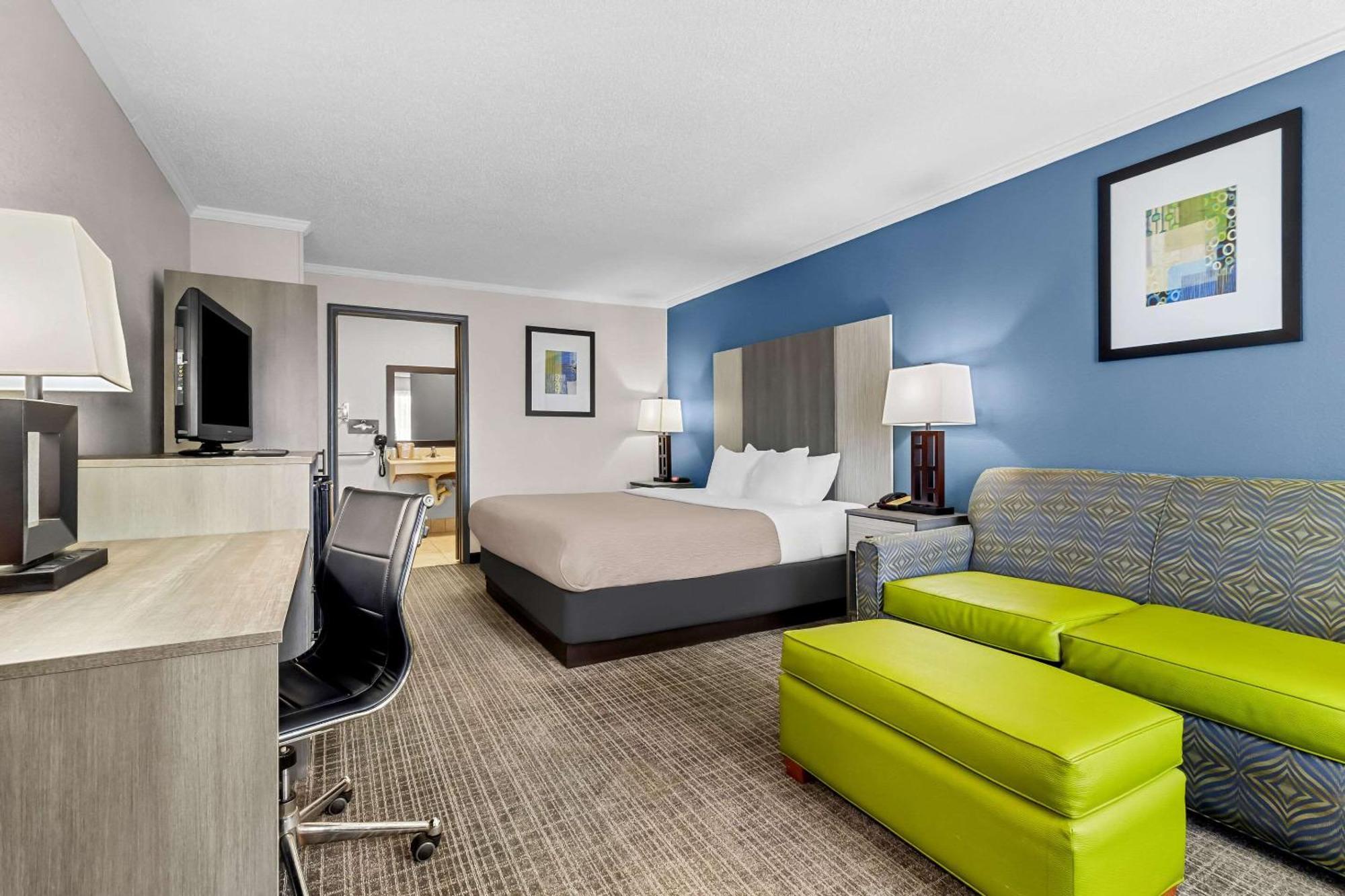 Quality Inn & Suites Florence Civic Center Экстерьер фото