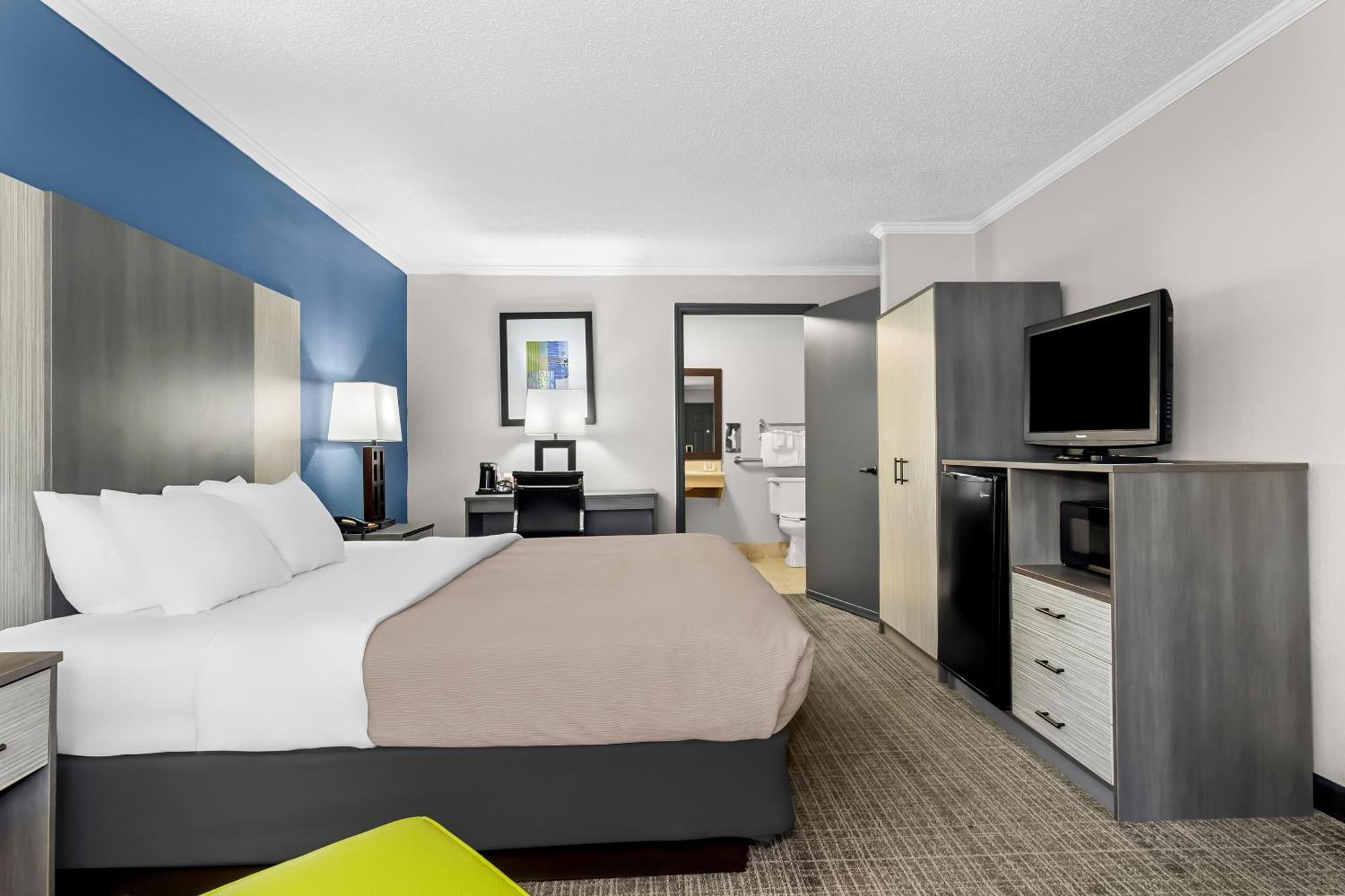 Quality Inn & Suites Florence Civic Center Экстерьер фото