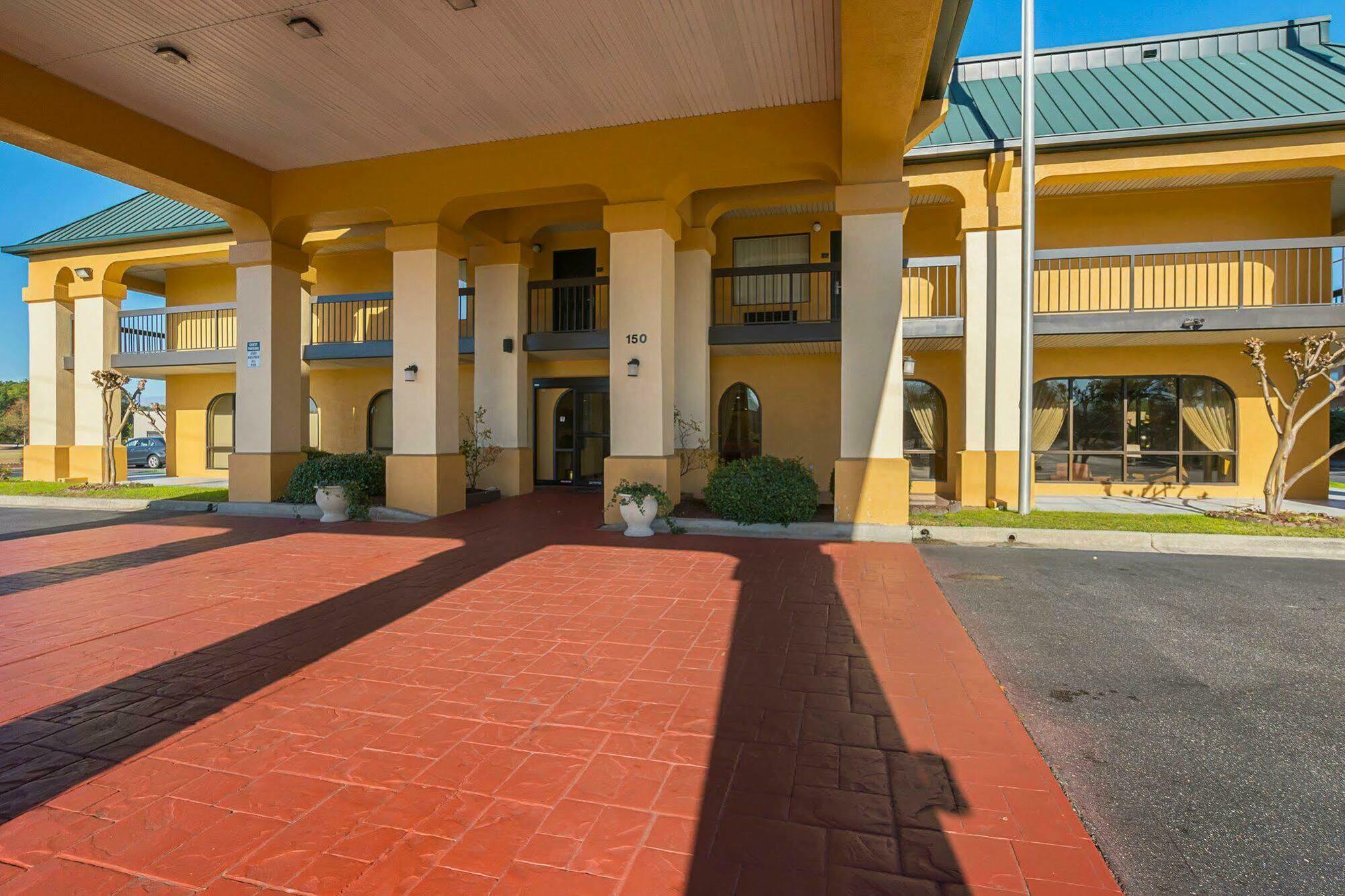 Quality Inn & Suites Florence Civic Center Экстерьер фото